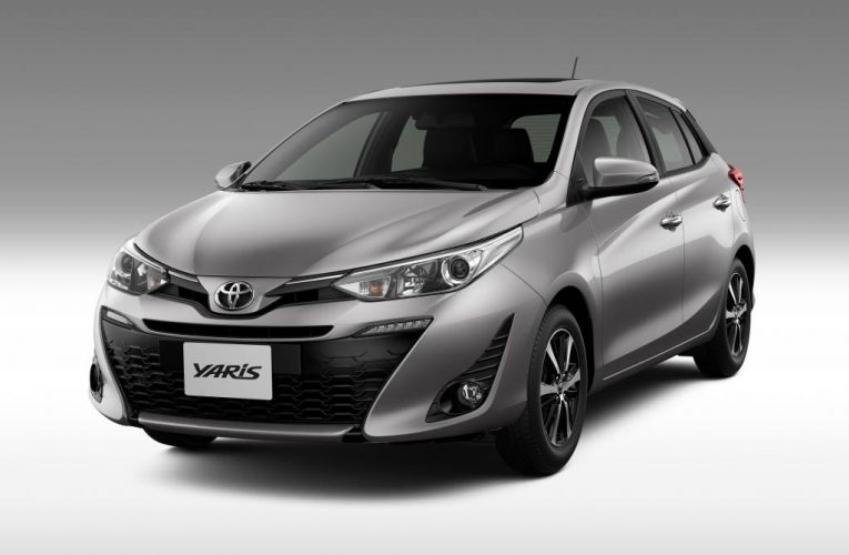 O novo ToyotaYaris projetado na Europa, mostra seu estilo no Japão.